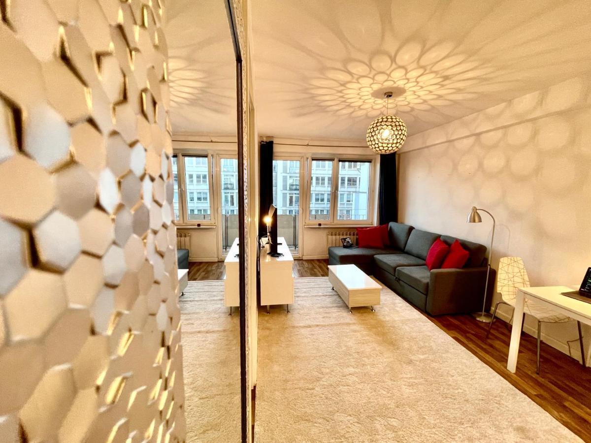 Decor 2 Metro Fast Wifi 55'Tv Netflix Hbo Cozy Apartment Варшава Екстериор снимка