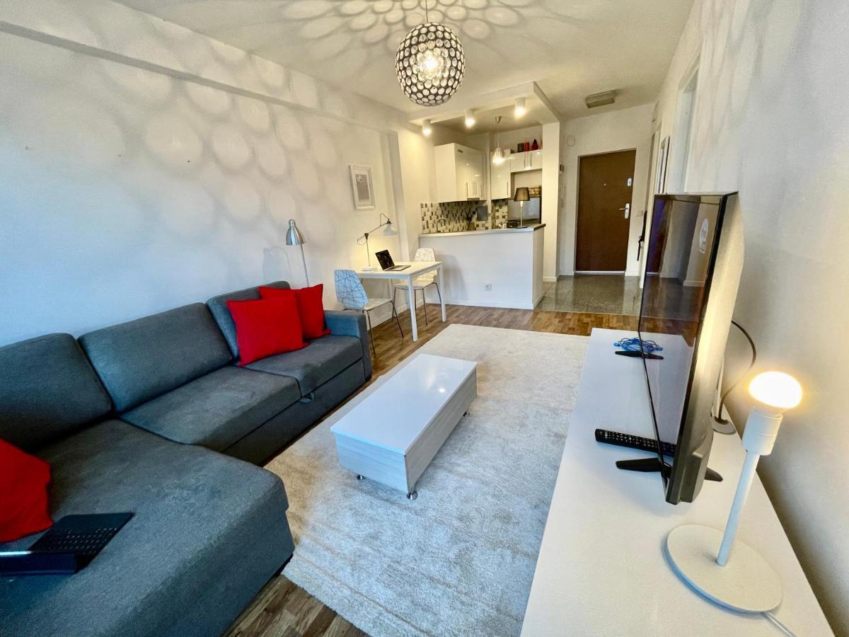 Decor 2 Metro Fast Wifi 55'Tv Netflix Hbo Cozy Apartment Варшава Екстериор снимка