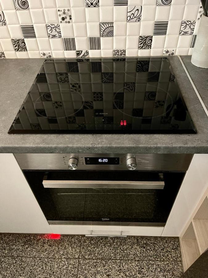 Decor 2 Metro Fast Wifi 55'Tv Netflix Hbo Cozy Apartment Варшава Екстериор снимка